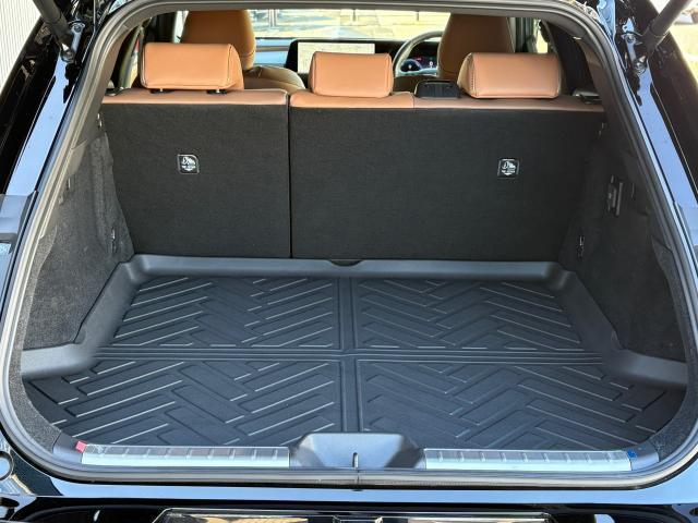 クラウンスポーツ ＳＰＯＲＴ　Ｚ　Ｒｏｗｅｎフルエアロ＆マフラーエンド　Ｔ＆Ｔ　Ｆｏｒｇｅｄ２１ＡＷ　ＴＥＩＮ車高調　サンドベージュレザー　プリクラッシュ＆レーダークルコン　ベンチレーションシート　シートヒーター　ステアリングヒーター（19枚目）