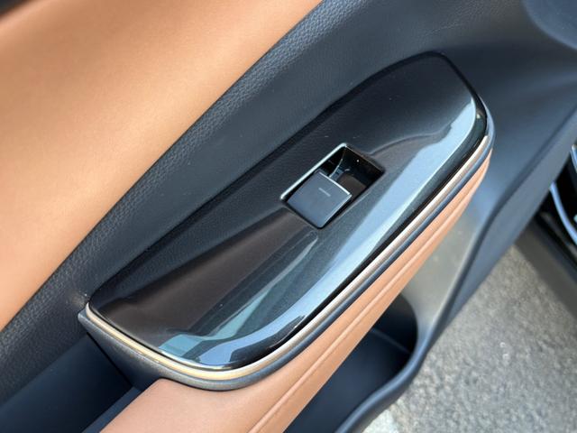 クラウンスポーツ ＳＰＯＲＴ　Ｚ　Ｒｏｗｅｎフルエアロ＆マフラーエンド　Ｔ＆Ｔ　Ｆｏｒｇｅｄ２１ＡＷ　ＴＥＩＮ車高調　サンドベージュレザー　プリクラッシュ＆レーダークルコン　ベンチレーションシート　シートヒーター　ステアリングヒーター（66枚目）