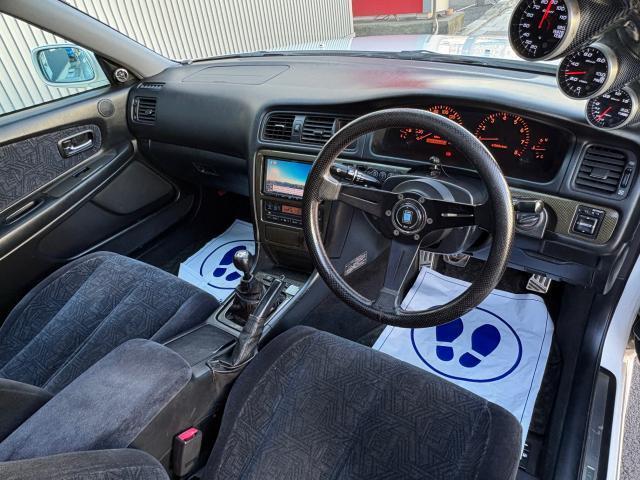 チェイサー ツアラーV 純正5速MT 1JZターボ 後期型 純正フルエアロ サンルーフ TEIN車高調 BBS18AW フジツボマフラー ナルディハンドル Defi追加メーター KENWOODナビ フルセグTV Bモニター(3枚目)