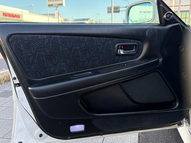 チェイサー ツアラーV 純正5速MT 1JZターボ 後期型 純正フルエアロ サンルーフ TEIN車高調 BBS18AW フジツボマフラー ナルディハンドル Defi追加メーター KENWOODナビ フルセグTV Bモニター(56枚目)