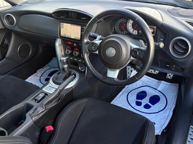 86 GT 後期型 モデリスタリアスポ クルコン 純正17AW パドルシフト LEDヘッドライト フォグランプ 純正SDナビ フルセグTV Bモニター ETC スマートキー(3枚目)