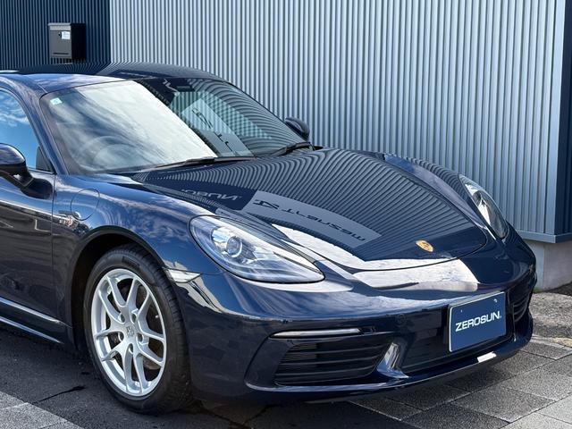 ７１８ケイマン ７１８ケイマン　６速ＭＴ　アゲートグレーインテリア　スポーツエグゾースト　禁煙車　右ハンドル　ハーフレザーシート　ＰＣＭナビ　カープレイ　Ｂモニター　ＥＴＣ　デュアルエキゾーストパイプ　バイキセノンヘッド（28枚目）