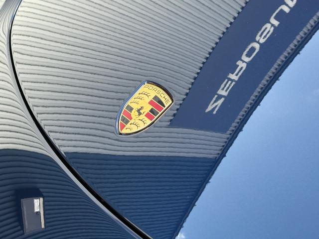 ７１８ケイマン ７１８ケイマン　６速ＭＴ　アゲートグレーインテリア　スポーツエグゾースト　禁煙車　右ハンドル　ハーフレザーシート　ＰＣＭナビ　カープレイ　Ｂモニター　ＥＴＣ　デュアルエキゾーストパイプ　バイキセノンヘッド（31枚目）