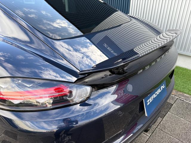 ７１８ケイマン ７１８ケイマン　６速ＭＴ　アゲートグレーインテリア　スポーツエグゾースト　禁煙車　右ハンドル　ハーフレザーシート　ＰＣＭナビ　カープレイ　Ｂモニター　ＥＴＣ　デュアルエキゾーストパイプ　バイキセノンヘッド（32枚目）