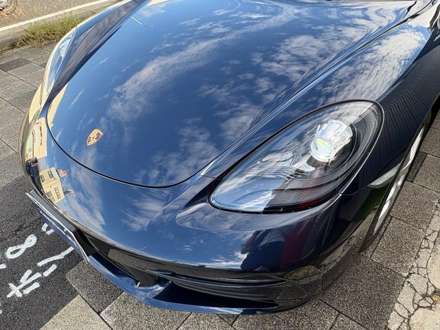 ７１８ケイマン ７１８ケイマン　６速ＭＴ　アゲートグレーインテリア　スポーツエグゾースト　禁煙車　右ハンドル　ハーフレザーシート　ＰＣＭナビ　カープレイ　Ｂモニター　ＥＴＣ　デュアルエキゾーストパイプ　バイキセノンヘッド（36枚目）