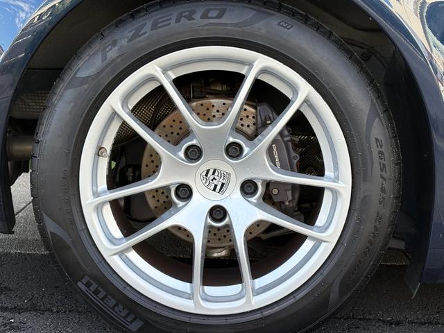７１８ケイマン ７１８ケイマン　６速ＭＴ　アゲートグレーインテリア　スポーツエグゾースト　禁煙車　右ハンドル　ハーフレザーシート　ＰＣＭナビ　カープレイ　Ｂモニター　ＥＴＣ　デュアルエキゾーストパイプ　バイキセノンヘッド（37枚目）