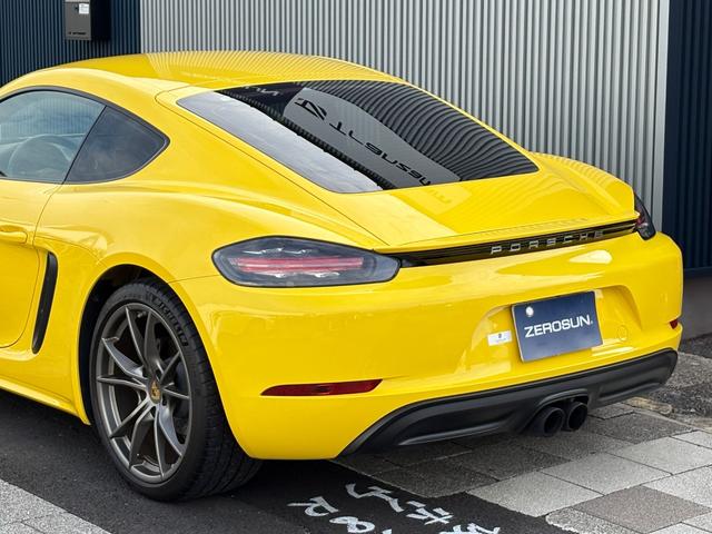 718ケイマン 718ケイマン 1オーナー 6速MT 左ハンドル アゲートグレーインテリア カレラS20AW バイキセノンヘッド ハーフレザーシート 純正ナビ フルセグTVチューナー カープレイ Bモニター ETC 電動格納ミラー(9枚目)