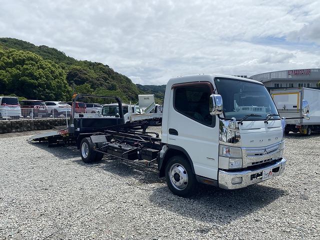 キャンター ・カスタムグレード・３．１ｔ積・積載車・Ａ／Ｔ・ラジコン　・上物同年式・シートカバー・ディスチャージヘッドランプ・カロッツェリアナビ・木目調インテリアパネル・両側電格ミラー（ヒーター付）・リモコンキー・ＬＥＤルームランプ・フォグ（10枚目）