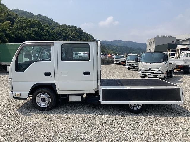 エルフトラック １．５ｔ積・５ＭＴ・Ｗキャブ・低床　・１．５ｔ積・５ＭＴ・Ｗキャブ・３ペダル・ＡＳＲ・キーレス・荷台内寸　Ｌ２０８８　Ｗ１６２０　Ｈ３８０（11枚目）