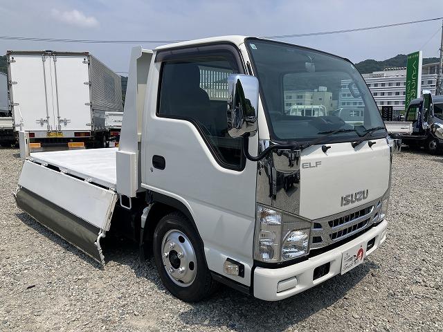 エルフトラック ２ｔ積・ダンプ・コボレーン付・５ｔ未満・５ＭＴ　極東製　ＤＤ０２強化ダンプ・プリクラッシュ・レーンディパーチャーアラート・メッキパーツ・スタートアシスト・エコノモードスイッチ・キーレス・荷台内寸　Ｌ３０４９　Ｗ１５９８　　Ｈ３２８（16枚目）