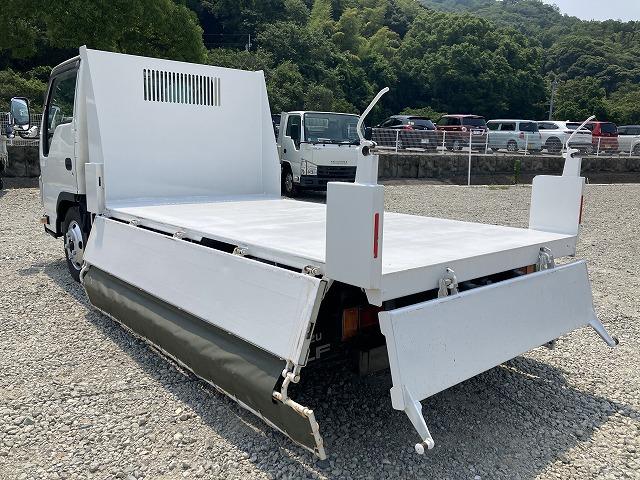 エルフトラック ２ｔ積・ダンプ・コボレーン付・５ｔ未満・５ＭＴ　極東製　ＤＤ０２強化ダンプ・プリクラッシュ・レーンディパーチャーアラート・メッキパーツ・スタートアシスト・エコノモードスイッチ・キーレス・荷台内寸　Ｌ３０４９　Ｗ１５９８　　Ｈ３２８（20枚目）