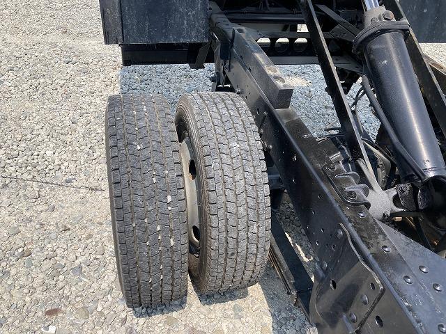 エルフトラック ２ｔ積・ダンプ・コボレーン付・５ｔ未満・５ＭＴ　極東製　ＤＤ０２強化ダンプ・プリクラッシュ・レーンディパーチャーアラート・メッキパーツ・スタートアシスト・エコノモードスイッチ・キーレス・荷台内寸　Ｌ３０４９　Ｗ１５９８　　Ｈ３２８（30枚目）