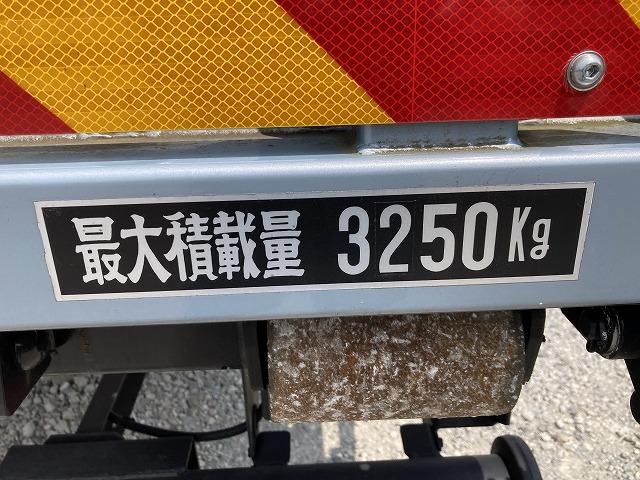 キャンター ３．２５ｔ積・積載車・ラジコン・フラトップゼロ・ＡＴ　イクリプスナビ　メッキパーツ　キーレス　プリクラッシュセーフティ　レーンディパーチャーアラート　電格ミラ（18枚目）