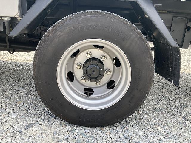 キャンター ３．２５ｔ積・積載車・ラジコン・フラトップゼロ・ＡＴ　イクリプスナビ　メッキパーツ　キーレス　プリクラッシュセーフティ　レーンディパーチャーアラート　電格ミラ（23枚目）
