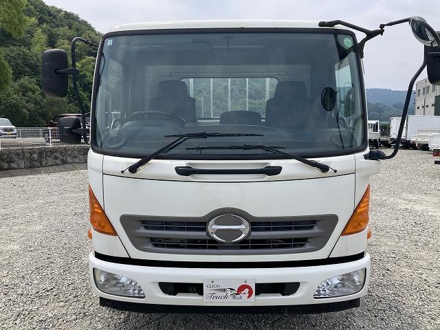ヒノレンジャー ６２ボディ・平・６ＭＴ・４．１ｔ積　３ペダル　サポートゲート　ロープ穴４対　ＥＴＣ　荷台内寸　Ｌ６２２１　Ｗ２１４６　Ｈ４０３（2枚目）