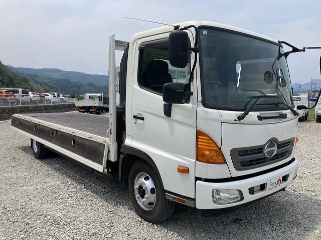 ヒノレンジャー ６２ボディ・平・６ＭＴ・４．１ｔ積　３ペダル　サポートゲート　ロープ穴４対　ＥＴＣ　荷台内寸　Ｌ６２２１　Ｗ２１４６　Ｈ４０３（10枚目）
