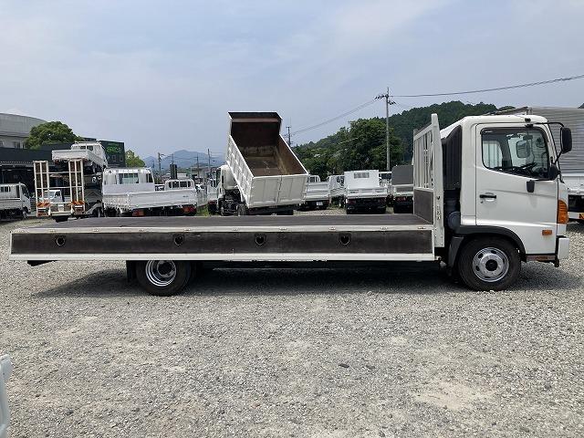 ヒノレンジャー ６２ボディ・平・６ＭＴ・４．１ｔ積　３ペダル　サポートゲート　ロープ穴４対　ＥＴＣ　荷台内寸　Ｌ６２２１　Ｗ２１４６　Ｈ４０３（12枚目）