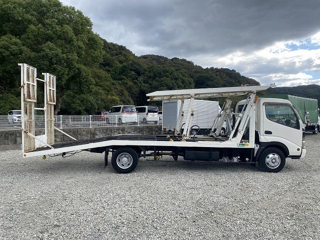 トヨエース ・３．４ｔ積・ＨＡＮＡＭＩＤＡＩ　２台積キャリアカー・積載車　・油圧ゲート・ウィンチ・メッキパーツ・坂道発進補助装置・電格ミラー（5枚目）