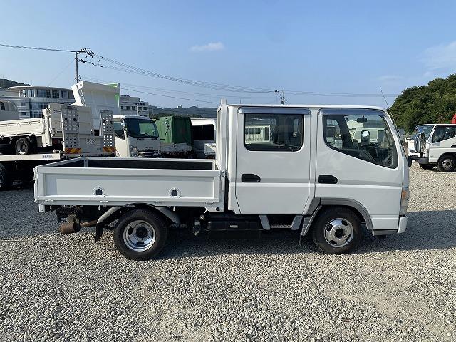 キャンターガッツ １．２５ｔ積・Ｗキャブ・５ＭＴ　１．２５ｔ積・Ｗキャブ・荷台鉄板張り・３ペダル・ロープ穴２対・荷台内寸　Ｌ２１２３　Ｗ１６１０　Ｈ３７８（5枚目）