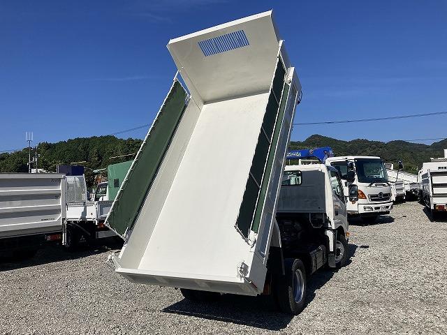 デュトロ ２ｔ積・全低床・強化ダンプ・コボレーン・ＡＴ　全低床・強化ダンプ・コボレーン・ＡＴ・新明和ＤＲ２・メッキパーツ・荷台内寸　Ｌ３５００　Ｗ１５９０　Ｈ３２０（8枚目）