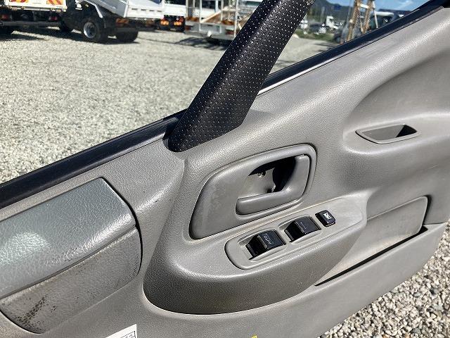 デュトロ ２ｔ積・全低床・強化ダンプ・コボレーン・ＡＴ　全低床・強化ダンプ・コボレーン・ＡＴ・新明和ＤＲ２・メッキパーツ・荷台内寸　Ｌ３５００　Ｗ１５９０　Ｈ３２０（42枚目）