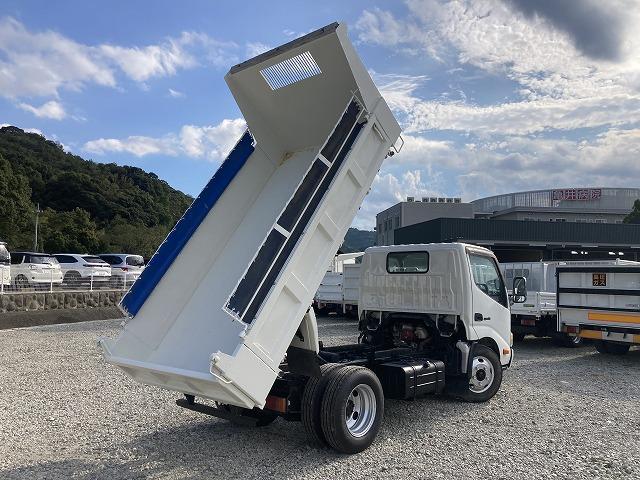 デュトロ ３ｔ積・５ＭＴ・ダンプ・１０尺・コボレーン　３ｔ積・５ＭＴ・新明和製ダンプ・ＤＲ２－０１１０ＳＹ・１０尺・コボレーン・全低床・メッキパーツ・荷台内寸　Ｌ３０５６　Ｗ１６０２　Ｈ３７１（6枚目）
