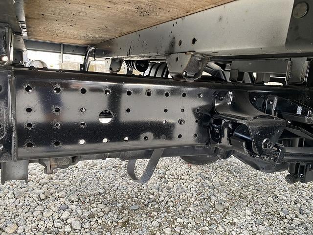 デュトロ １．９５ｔ積・垂直パワーゲート・標準ロング・６ＭＴ・荷台鉄板　１．９５ｔ積・極東製垂直パワーゲート・Ｖ６０１Ｂ－１ＭＲＴ２・標準ロング・６ＭＴ・荷台鉄板・プリクラ・レーンディパーチャーアラート・クラリオンナビ・坂道発進補助装置・電格ミラー・ＥＴＣ・サポートゲート（41枚目）