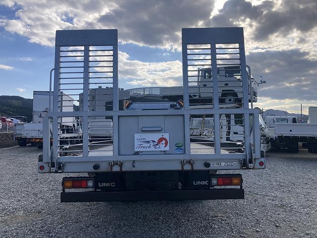 キャンター ２．６ｔ積・積載車・ラジコン・カスタム・５ＭＴ　２．６ｔ積・積載車・ラジコン・カスタム・ＮＥ０５（同年式）・メッキパーツ・ミツビシナビ・ＥＴＣ・ウィンチ・車検８年１０月まで・荷台内寸　Ｌ５７１０　Ｗ２０６０（7枚目）