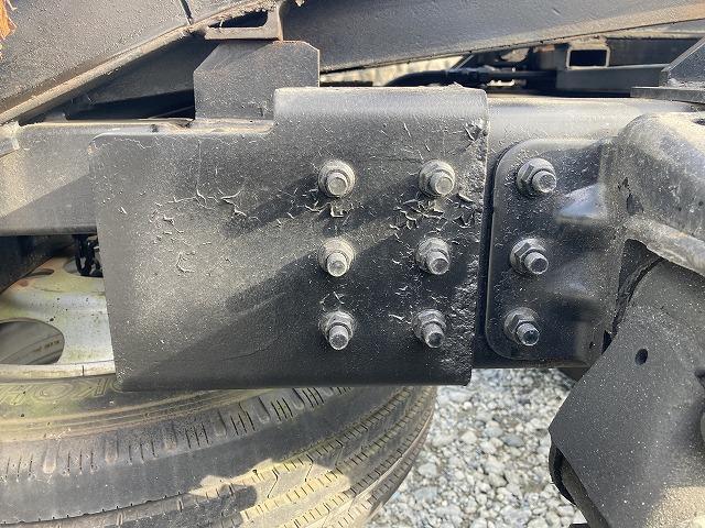 キャンター ２．６ｔ積・積載車・ラジコン・カスタム・５ＭＴ　２．６ｔ積・積載車・ラジコン・カスタム・ＮＥ０５（同年式）・メッキパーツ・ミツビシナビ・ＥＴＣ・ウィンチ・車検８年１０月まで・荷台内寸　Ｌ５７１０　Ｗ２０６０（30枚目）