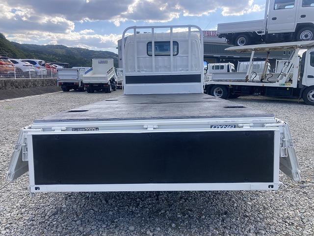 ダイナトラック 2t積・セミロング・平ボディ・AT車 2t積・セミロング・平ボディ・AT車・プリクラッシュセーフティ・車線逸脱警報装置・イクリプスナビ・ETC・床フック2対・サポートゲート・スチール横ネタ・荷台内寸 L3566 W1608 H361(14枚目)