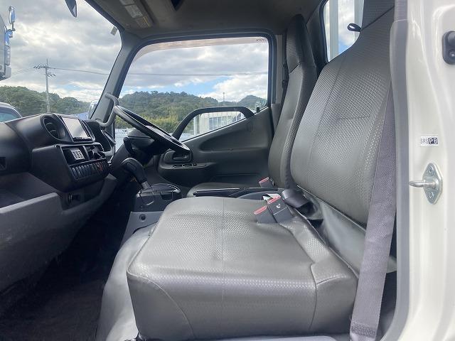 ダイナトラック 2t積・セミロング・平ボディ・AT車 2t積・セミロング・平ボディ・AT車・プリクラッシュセーフティ・車線逸脱警報装置・イクリプスナビ・ETC・床フック2対・サポートゲート・スチール横ネタ・荷台内寸 L3566 W1608 H361(25枚目)