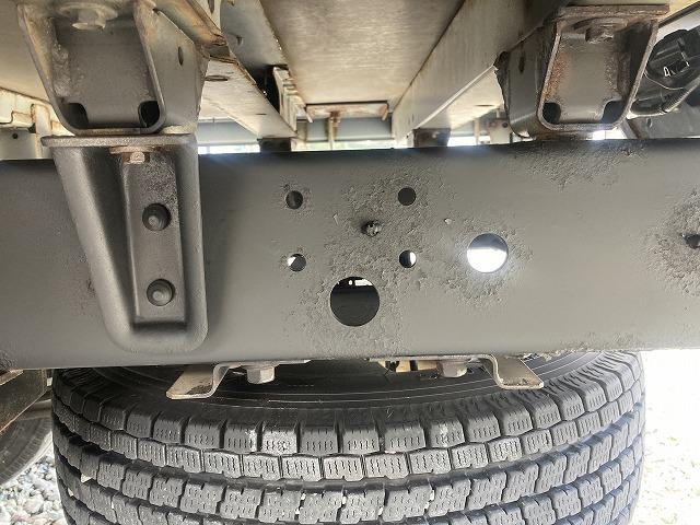 ダイナトラック 2t積・セミロング・平ボディ・AT車 2t積・セミロング・平ボディ・AT車・プリクラッシュセーフティ・車線逸脱警報装置・イクリプスナビ・ETC・床フック2対・サポートゲート・スチール横ネタ・荷台内寸 L3566 W1608 H361(33枚目)