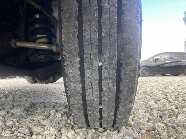 ダイナトラック 2t積・セミロング・平ボディ・AT車 2t積・セミロング・平ボディ・AT車・プリクラッシュセーフティ・車線逸脱警報装置・イクリプスナビ・ETC・床フック2対・サポートゲート・スチール横ネタ・荷台内寸 L3566 W1608 H361(46枚目)