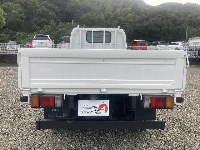 エルフトラック 3t積・平ボディ 3t積 平ボディ AT 荷台鉄板張り メッキパーツ 電悪ミラー ASR バイザー マット 荷台内寸 L3127 W1626 H386(7枚目)
