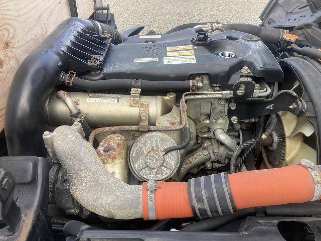 エルフトラック 3t積・平ボディ 3t積 平ボディ AT 荷台鉄板張り メッキパーツ 電悪ミラー ASR バイザー マット 荷台内寸 L3127 W1626 H386(19枚目)