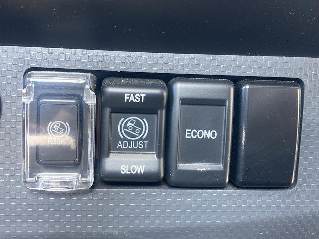 タイタントラック ２ｔ積・ワイド・超ロング・平ボディ・ＡＥＢＳカメラ　２ｔ積　ワイド　超ロング　平ボディ　ＡＥＢＳカメラ　プリクラッシュセーフティ　レーンディパーチャーアラート　坂道発進補助装置　メッキパーツ　Ｂｌｕｅｔｏｏｔｈ付オーディオ　キーレス　超ロング５ｍボディ（27枚目）