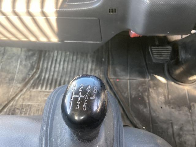 エルフトラック 全低床・強化ダンプ・６ＭＴ・中間ピン　３ｔ積・全低床・強化ダンプ・新明和製ＤＲ２－０１１０ＳＹ・６ＭＴ・中間ピン・坂道発進補助装置・電格ミラー・メッキパーツ・ＥＴＣ・荷台内寸　Ｌ３０６５　Ｗ１６０９　Ｈ３６３（42枚目）