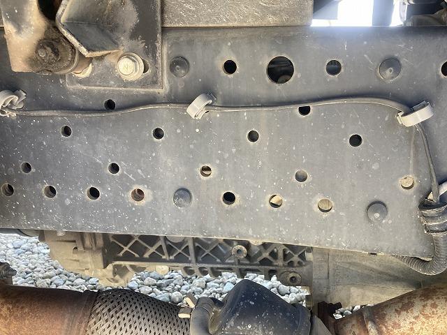 エルフトラック 全低床・強化ダンプ・６ＭＴ・中間ピン　３ｔ積・全低床・強化ダンプ・新明和製ＤＲ２－０１１０ＳＹ・６ＭＴ・中間ピン・坂道発進補助装置・電格ミラー・メッキパーツ・ＥＴＣ・荷台内寸　Ｌ３０６５　Ｗ１６０９　Ｈ３６３（51枚目）