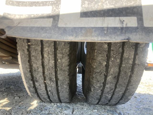 エルフトラック 全低床・強化ダンプ・６ＭＴ・中間ピン　３ｔ積・全低床・強化ダンプ・新明和製ＤＲ２－０１１０ＳＹ・６ＭＴ・中間ピン・坂道発進補助装置・電格ミラー・メッキパーツ・ＥＴＣ・荷台内寸　Ｌ３０６５　Ｗ１６０９　Ｈ３６３（58枚目）