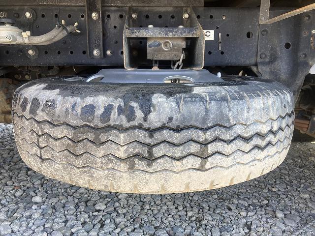 エルフトラック 全低床・強化ダンプ・６ＭＴ・中間ピン　３ｔ積・全低床・強化ダンプ・新明和製ＤＲ２－０１１０ＳＹ・６ＭＴ・中間ピン・坂道発進補助装置・電格ミラー・メッキパーツ・ＥＴＣ・荷台内寸　Ｌ３０６５　Ｗ１６０９　Ｈ３６３（63枚目）