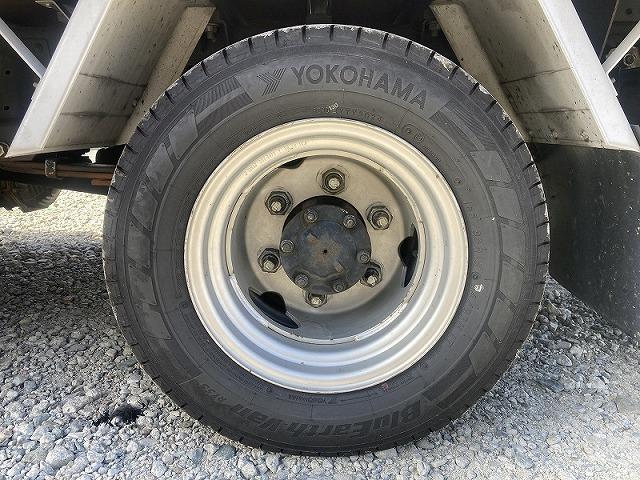 エルフトラック 1.5t積・パネルバン・1.5t未満・AT 1.5t積・パネルバン・1.5t未満・AT・キーレス・メッキパーツ・バックモニター・荷台内寸 L3065 W1640 H1942(46枚目)