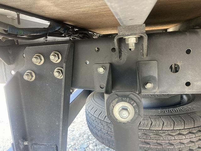 エルフトラック 1.5t積・パネルバン・1.5t未満・AT 1.5t積・パネルバン・1.5t未満・AT・キーレス・メッキパーツ・バックモニター・荷台内寸 L3065 W1640 H1942(51枚目)