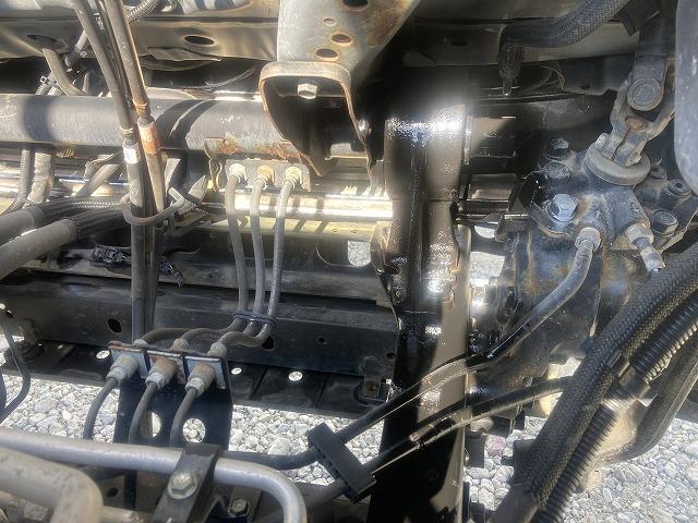 ダイナトラック ４．５５ｔ積・５５０ボディ・６ＭＴ　４．５５ｔ積　５５０ボディ　６ＭＴ　メッキパーツ　ＥＴＣ　エコモードスイッチ　アシストゲート　床フック　鳥居加工　荷台内寸　Ｌ５４９２　Ｗ２１１５　Ｈ３３９（18枚目）