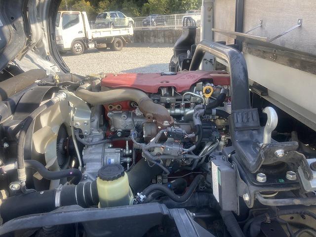 ダイナトラック ４．５５ｔ積・５５０ボディ・６ＭＴ　４．５５ｔ積　５５０ボディ　６ＭＴ　メッキパーツ　ＥＴＣ　エコモードスイッチ　アシストゲート　床フック　鳥居加工　荷台内寸　Ｌ５４９２　Ｗ２１１５　Ｈ３３９（20枚目）