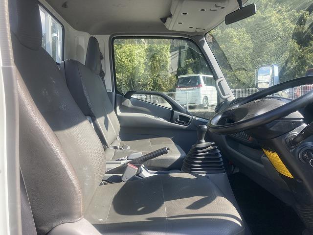 ダイナトラック ４．５５ｔ積・５５０ボディ・６ＭＴ　４．５５ｔ積　５５０ボディ　６ＭＴ　メッキパーツ　ＥＴＣ　エコモードスイッチ　アシストゲート　床フック　鳥居加工　荷台内寸　Ｌ５４９２　Ｗ２１１５　Ｈ３３９（25枚目）