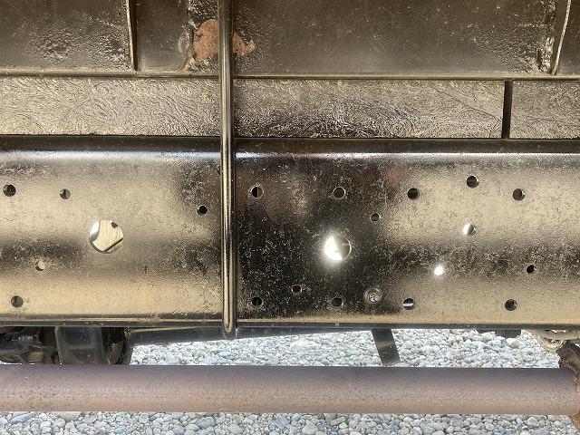 ダイナトラック ４．５５ｔ積・５５０ボディ・６ＭＴ　４．５５ｔ積　５５０ボディ　６ＭＴ　メッキパーツ　ＥＴＣ　エコモードスイッチ　アシストゲート　床フック　鳥居加工　荷台内寸　Ｌ５４９２　Ｗ２１１５　Ｈ３３９（29枚目）