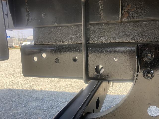 ダイナトラック ４．５５ｔ積・５５０ボディ・６ＭＴ　４．５５ｔ積　５５０ボディ　６ＭＴ　メッキパーツ　ＥＴＣ　エコモードスイッチ　アシストゲート　床フック　鳥居加工　荷台内寸　Ｌ５４９２　Ｗ２１１５　Ｈ３３９（30枚目）