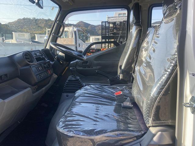 デュトロ 2t積・Wキャブ・LEDヘッドライト・10尺・6MT 2t積・Wキャブ・LEDヘッドライト・10尺・6MT・坂道発進補助装置・電格ミラー・エコモードスイッチ・メッキパーツ・ETC・荷台内寸 L2094 W1609 H379(19枚目)