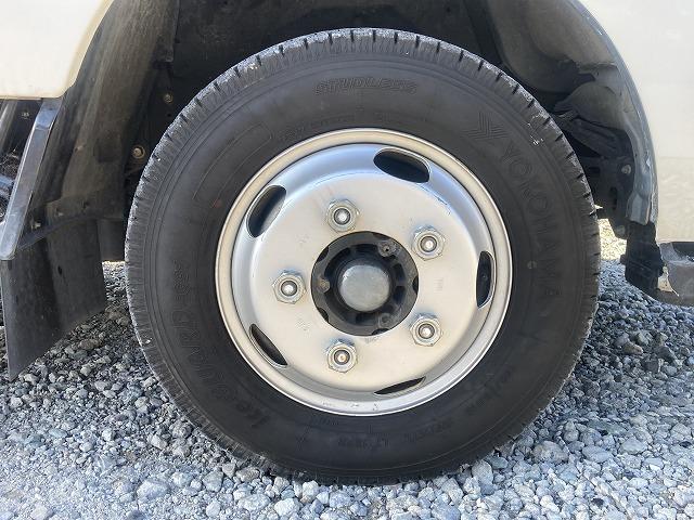 デュトロ 2t積・Wキャブ・LEDヘッドライト・10尺・6MT 2t積・Wキャブ・LEDヘッドライト・10尺・6MT・坂道発進補助装置・電格ミラー・エコモードスイッチ・メッキパーツ・ETC・荷台内寸 L2094 W1609 H379(39枚目)