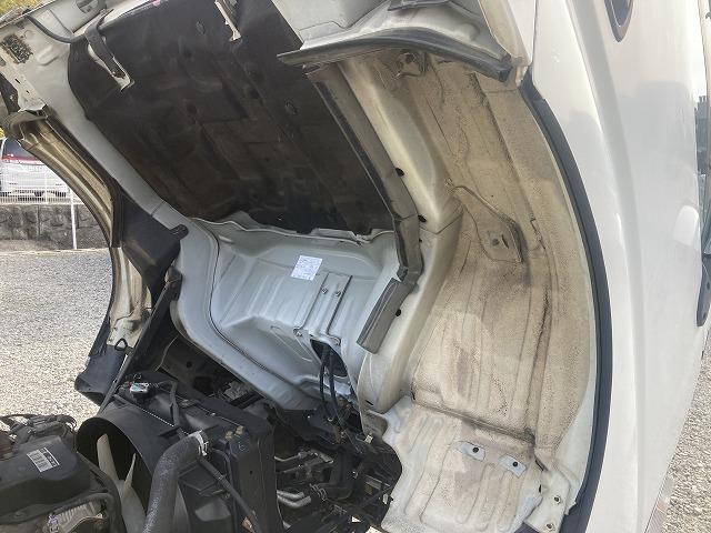 トヨエース １．２５ｔ積・平ボディ・１０尺・普通免許対応・ＡＴ　１．２５ｔ積・平ボディ・１０尺・普通免許対応・ＡＴ・ドアバイザー・マット・フォグランプ・荷台内寸　Ｌ３１０７　Ｗ１６３２　Ｈ３７６（18枚目）